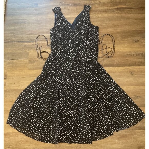 Sleeveless Black & White Polka Dot Maxi Dress Size 14 Flowy Elegant Timeless - Picture 4 of 9